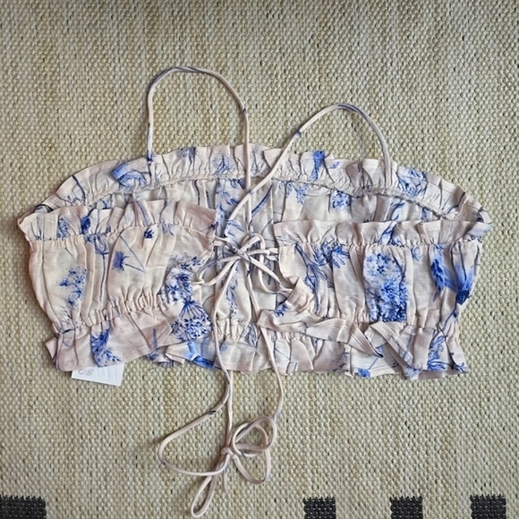 Strappy Open Back Crisscross Top - Picture 4 of 7